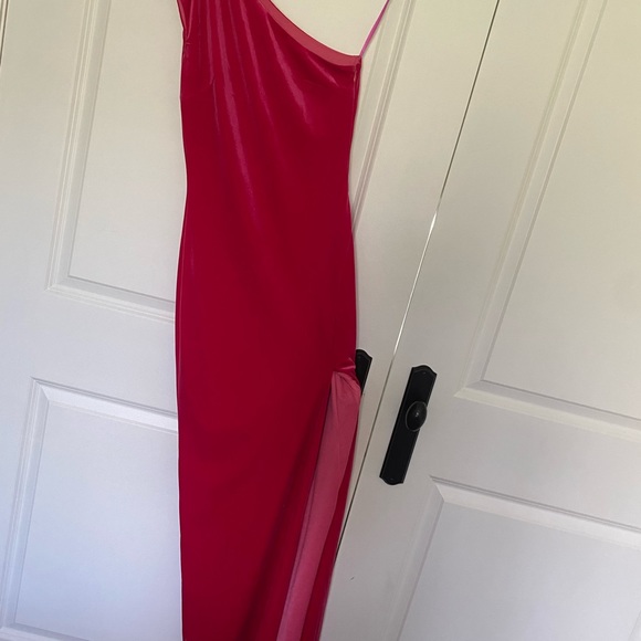 Abyss by Abby Gown - Picture 2 of 4